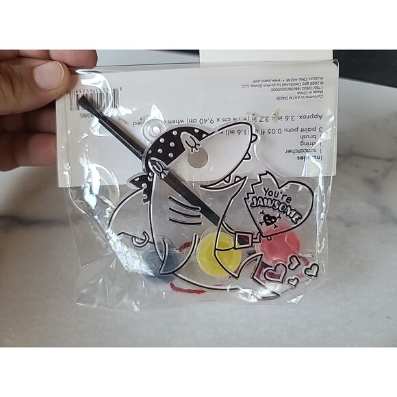 Valentine's Day Suncatcher Kits, NEW, Set Of 3 - Picture 8 of 10